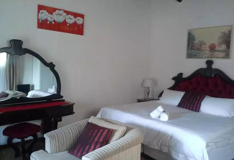 تختخواب و صبحانه Naleli Guest House