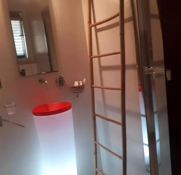 ベッドアンドブレックファースト Suite Amnesia