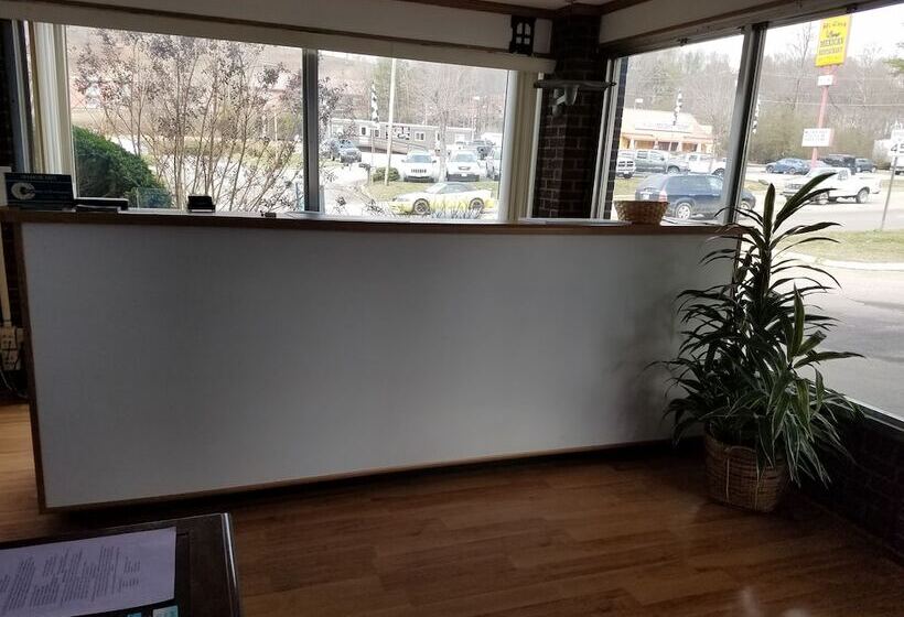 モーテル A Sapphire Inn