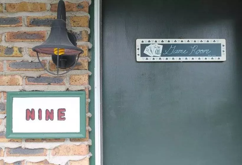 Motelli Chateau Lodge