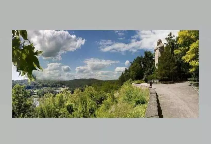 Motelli Chateau Lodge