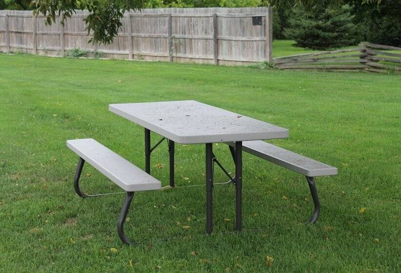 מוטל Chateau Lodge