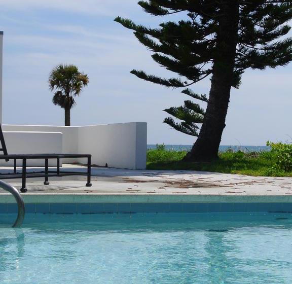 استراحتگاه Tyne Beach Terrace Apartments