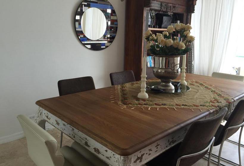 استراحتگاه Tyne Beach Terrace Apartments