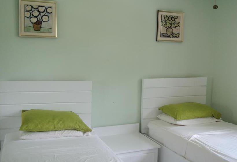 استراحتگاه Tyne Beach Terrace Apartments