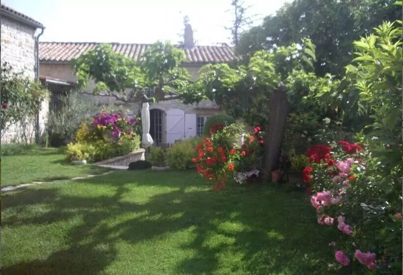 Aamiaismajoitus (B&B) Chambres D Hotes Mas Fa Sua