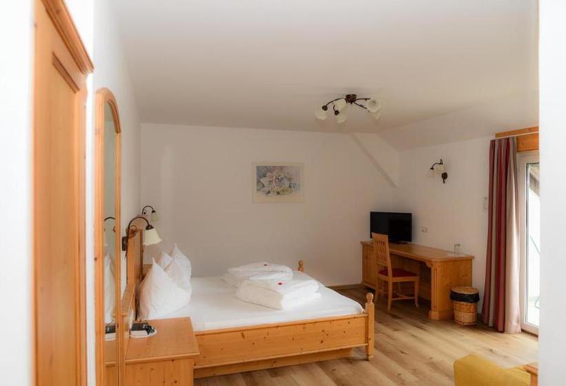 تختخواب و صبحانه Ebnerhof