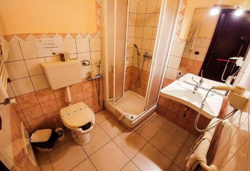 צימר Villa Jolanda & Carmelo