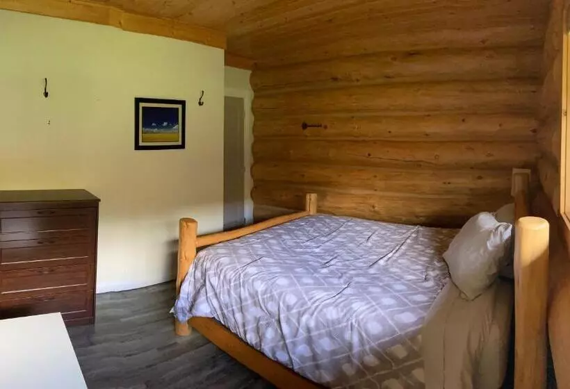 Cougar Mountain Lodge B&b
