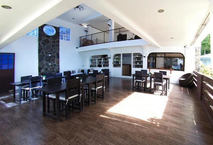 Deluna Diving Resort