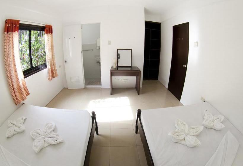 Deluna Diving Resort