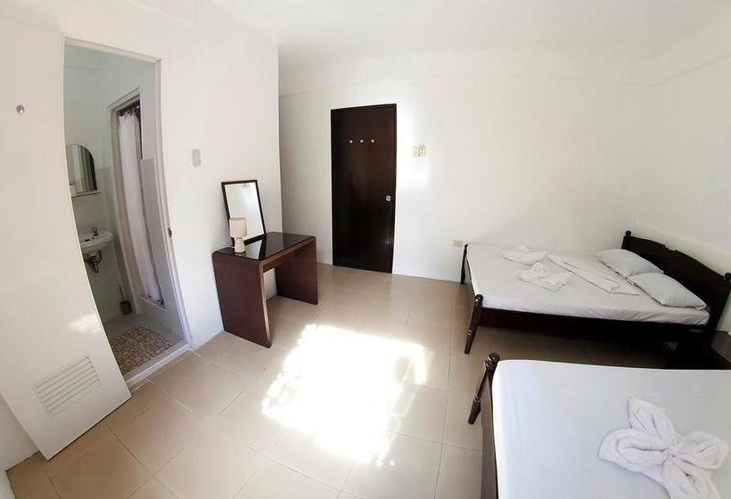 Deluna Diving Resort