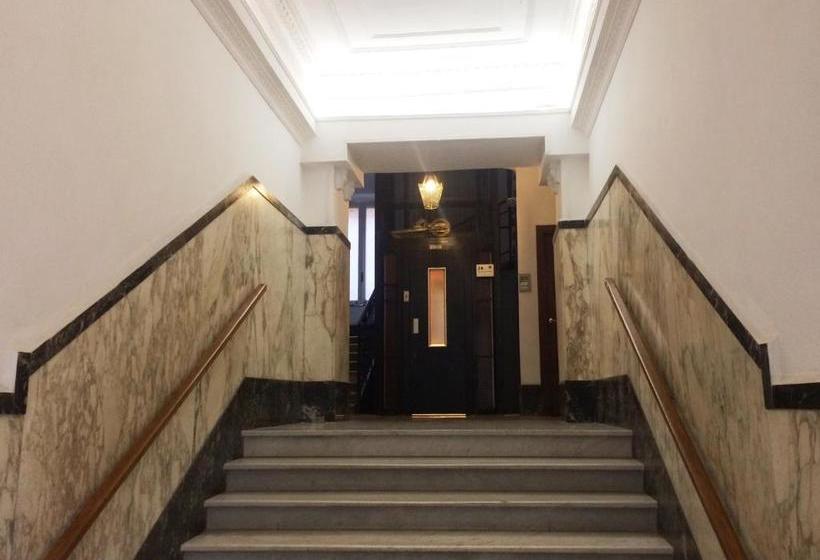 تختخواب و صبحانه Glamour Center Of Rome