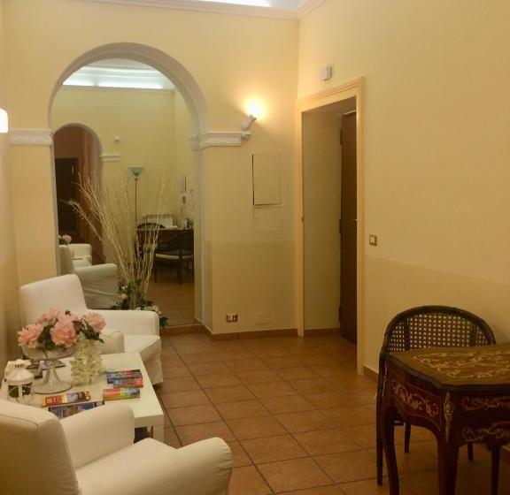 تختخواب و صبحانه Glamour Center Of Rome