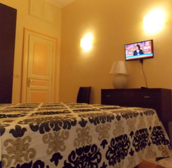 تختخواب و صبحانه Glamour Center Of Rome