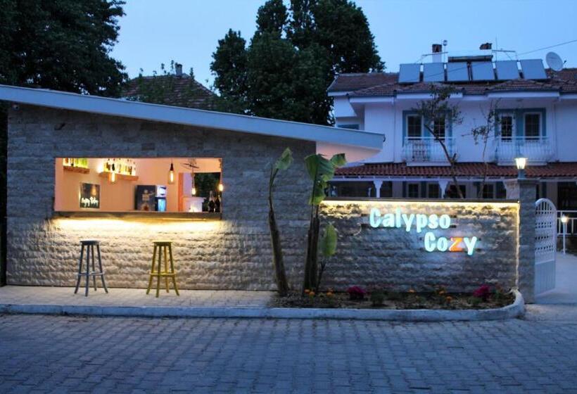 ホテル Calypso Cozy Suites