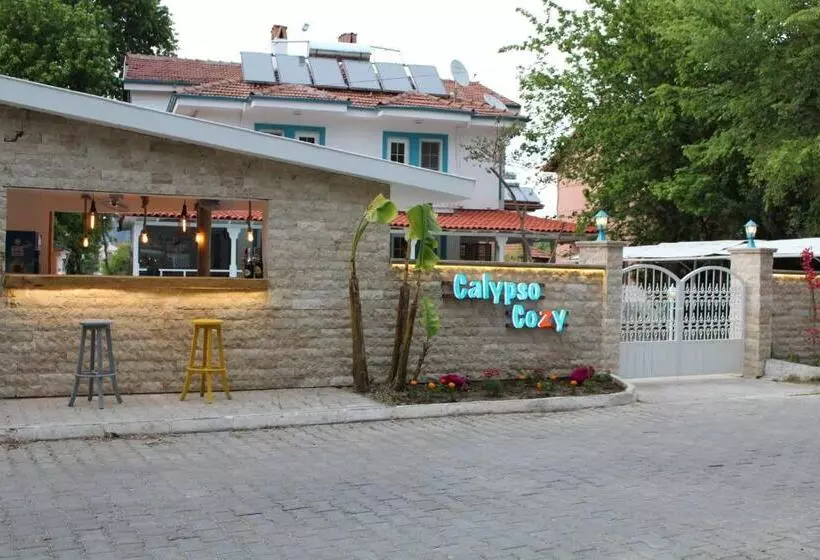 ホテル Calypso Cozy Suites