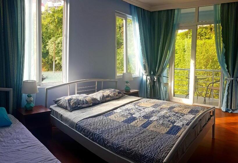 هتل Calypso Kvariati Inn