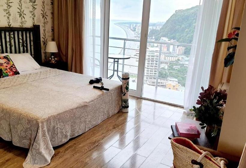 هتل Calypso Kvariati Inn