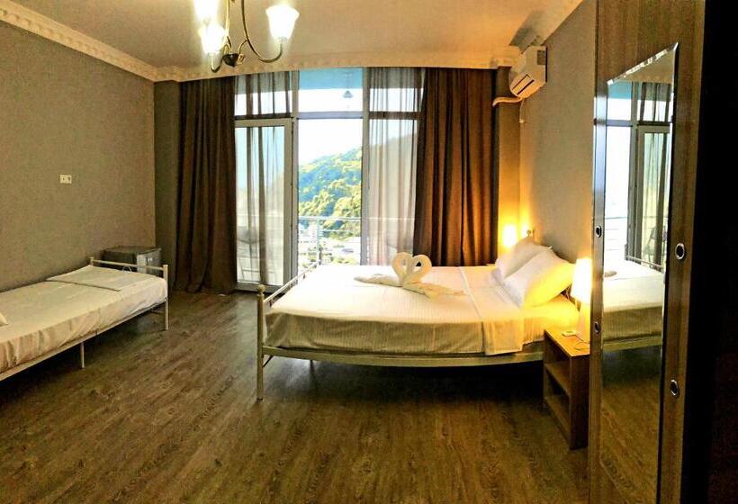 هتل Calypso Kvariati Inn