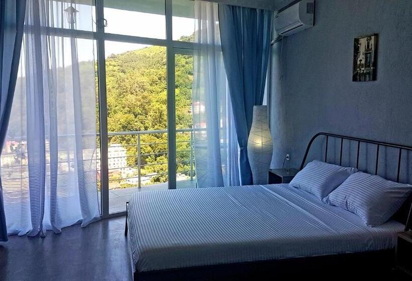 هتل Calypso Kvariati Inn