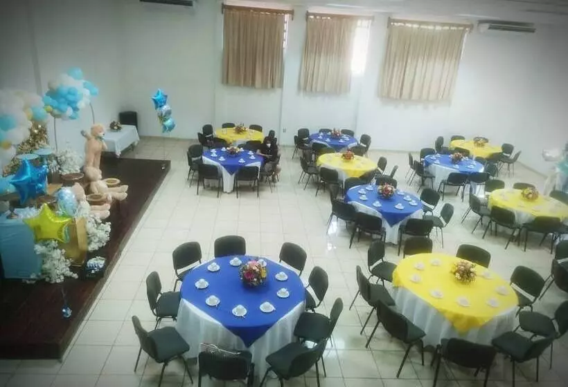 هتل Casa Kolping