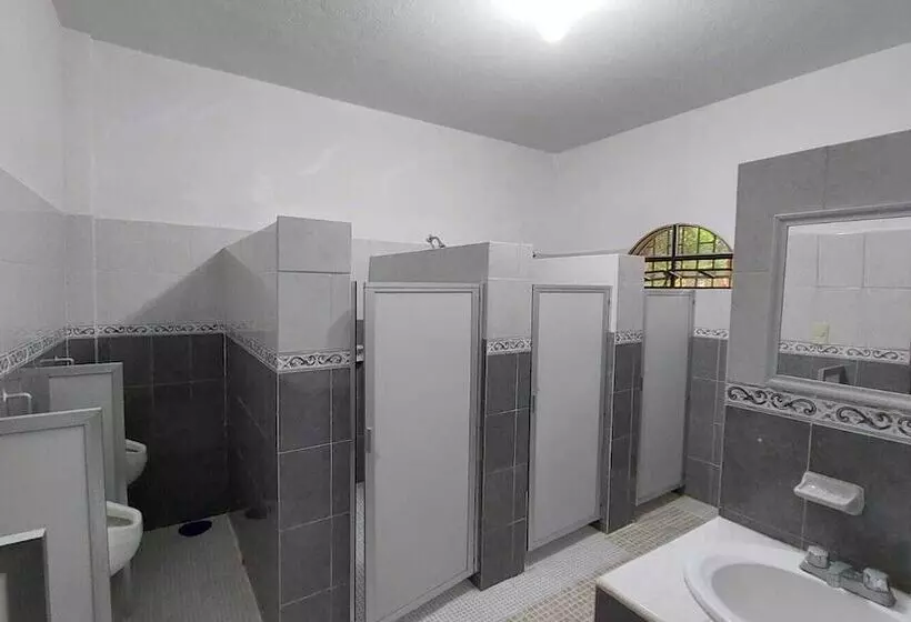 هتل Casa Kolping