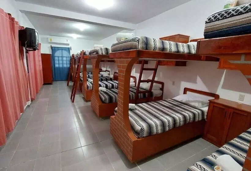 هتل Casa Kolping