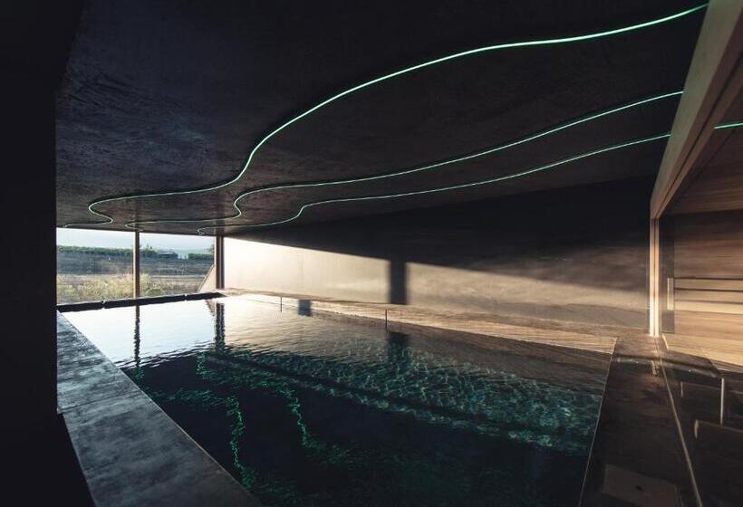 Отель Das Wanda