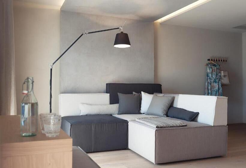 Отель Das Wanda