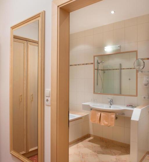 בית מלון כפרי Gasthof Felsenkeller