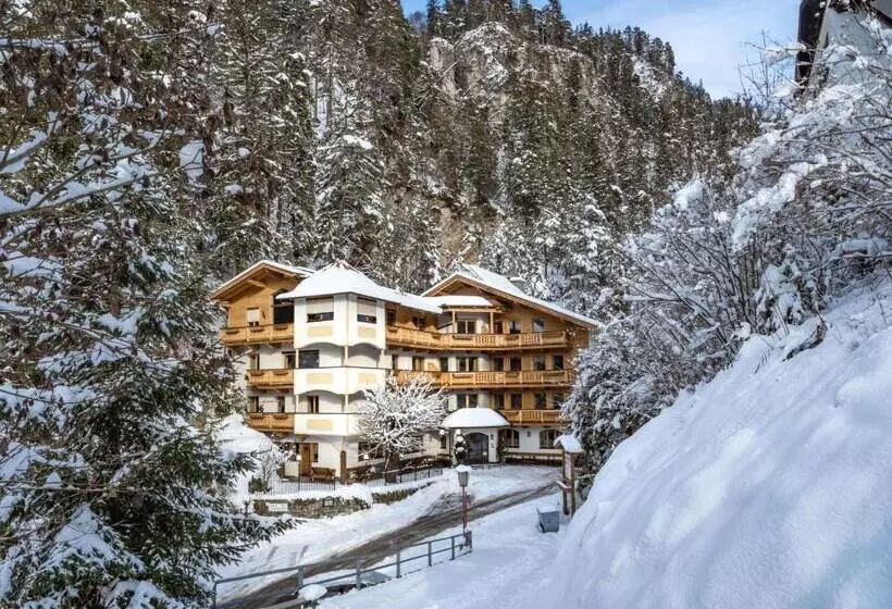 Hotelli Gasthof Felsenkeller