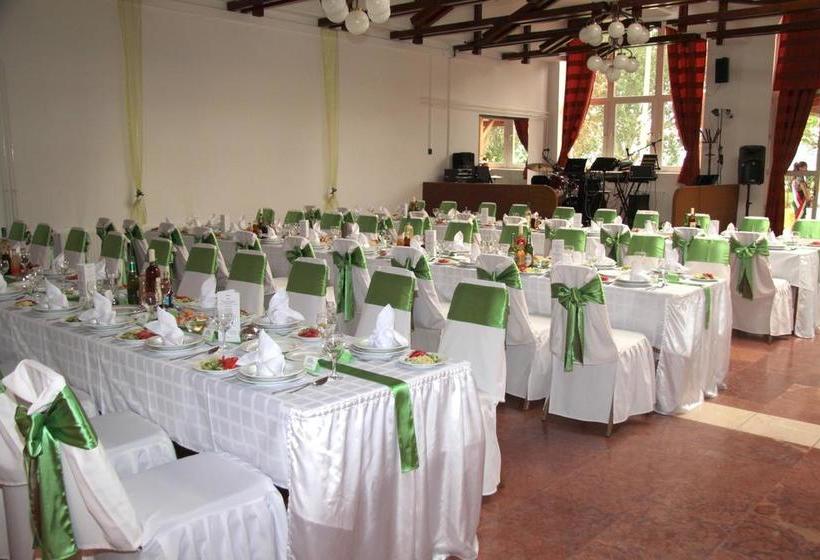 酒店 Három Hattyú