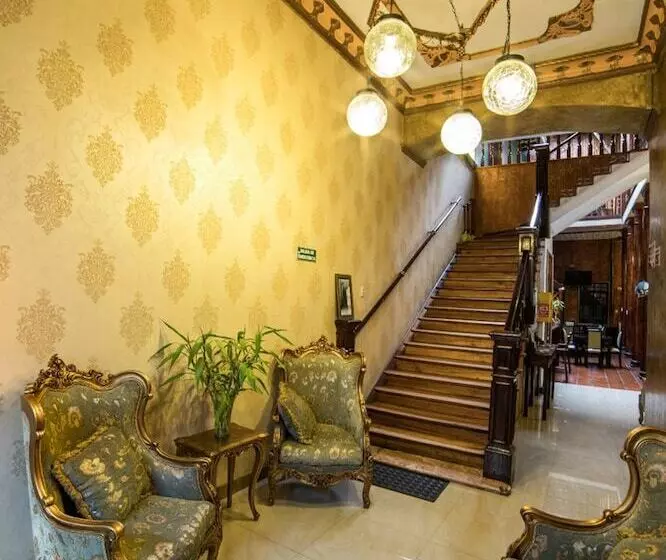 ホテル Majestic 1 Cuenca