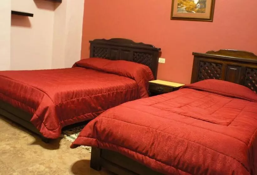 ホテル Majestic 1 Cuenca