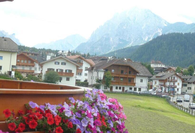 ホテル Residence Garni Stella