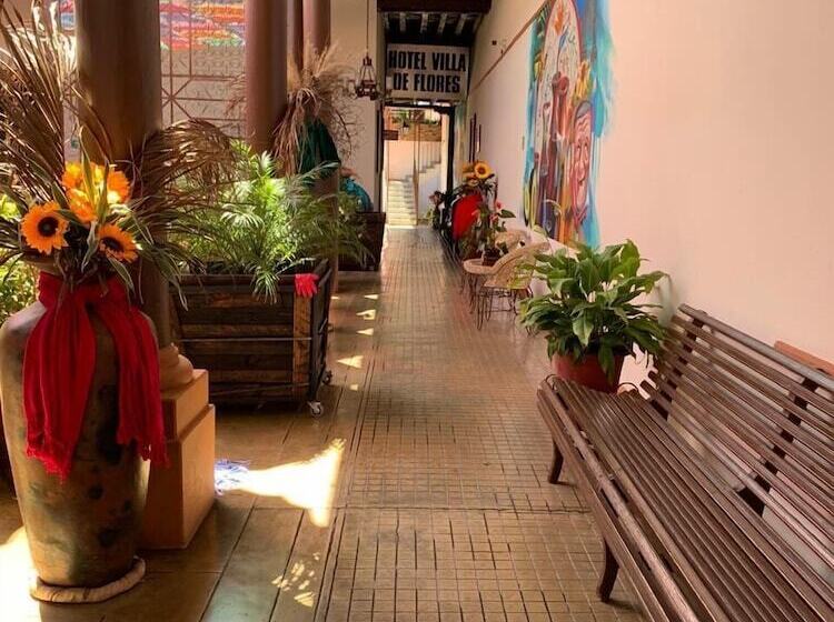 فندق Villa De Flores