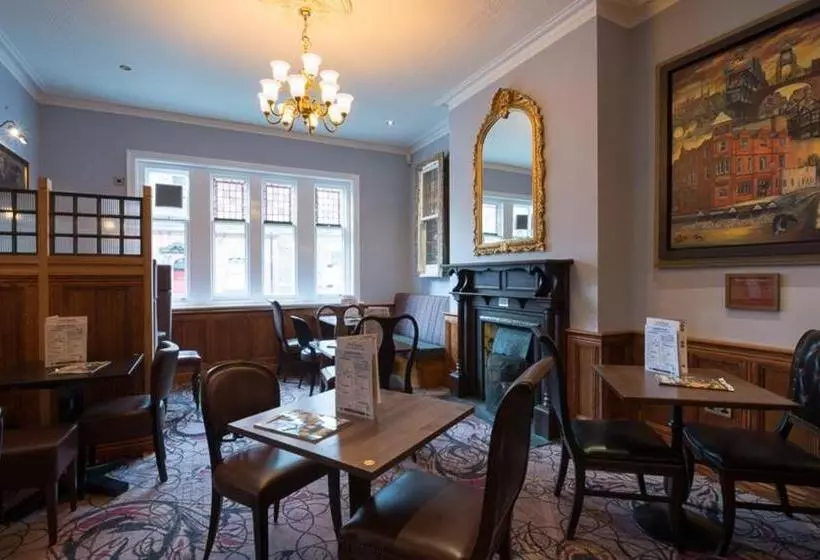 The Bull & Stirrup Hotel Wetherspoon