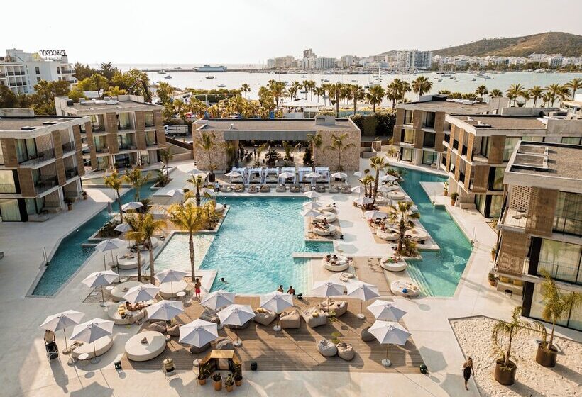 هتل Bonito Ibiza by O Beach