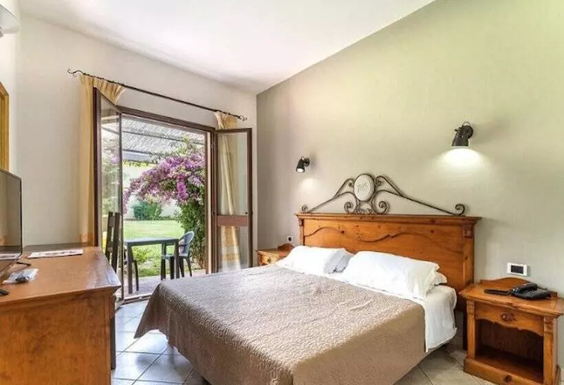 Hotelli Medar"Horse Country Resort"