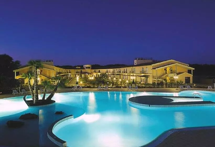 Hotelli Medar"Horse Country Resort"