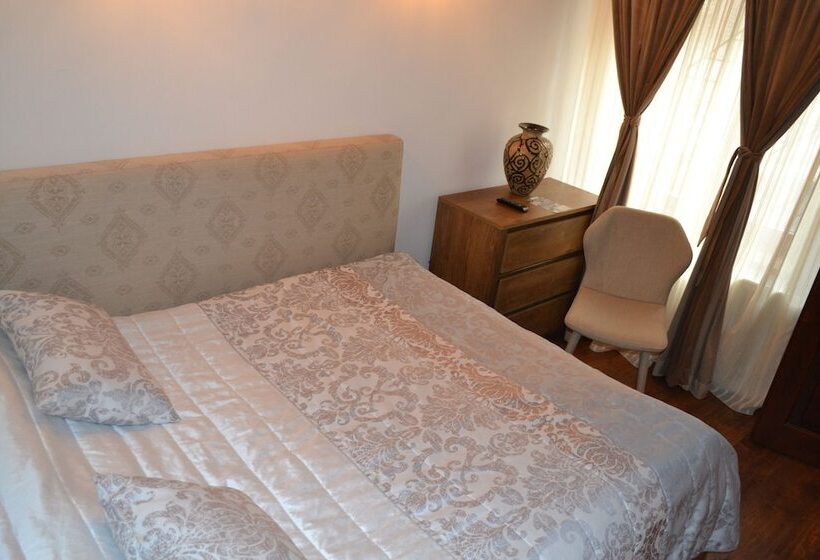 Pensiunea Casa Cranta