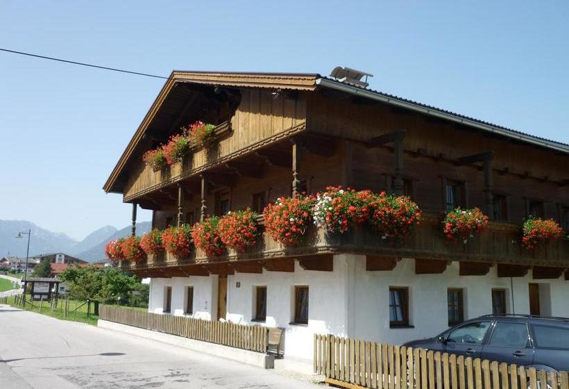 ベッドアンドブレックファースト Ferienwohnung Seppen