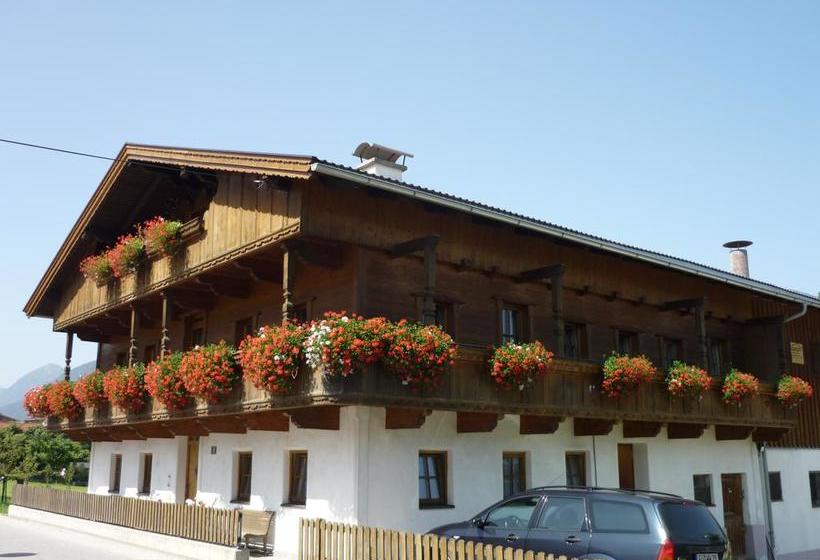 ベッドアンドブレックファースト Ferienwohnung Seppen