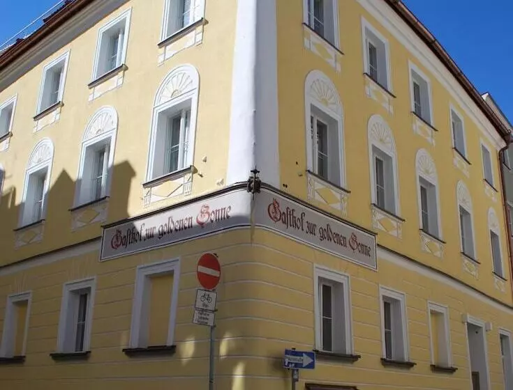 Aamiaismajoitus (B&B) Gasthof Zur Goldenen Sonne