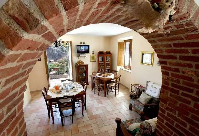 Aamiaismajoitus (B&B) Il Belvedere