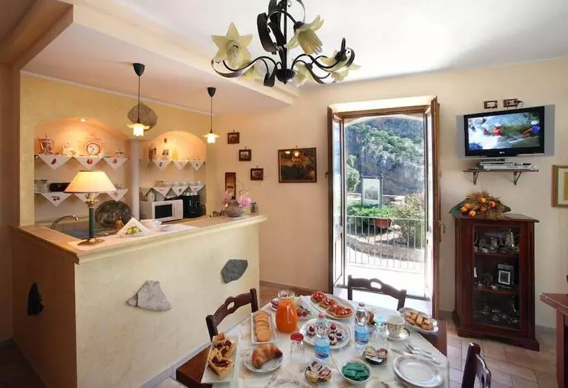 Aamiaismajoitus (B&B) Il Belvedere