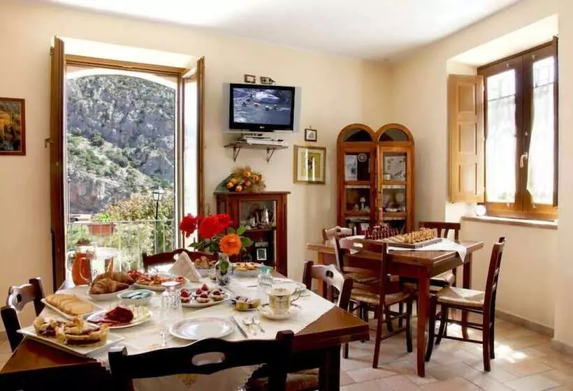 Aamiaismajoitus (B&B) Il Belvedere