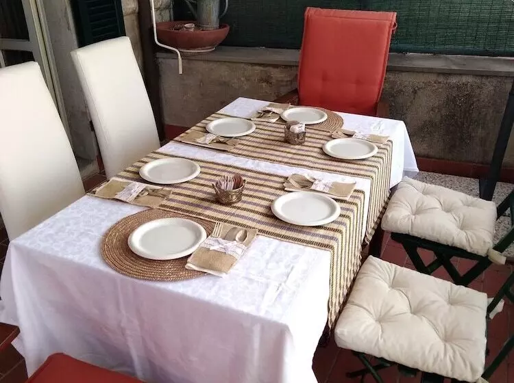 Aamiaismajoitus (B&B) La Maison Jujube