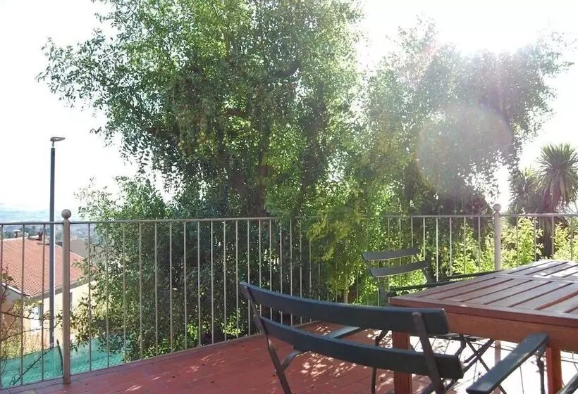 Aamiaismajoitus (B&B) La Maison Jujube